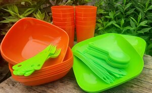 Набір пластиковий для пікніка на 10 персон ( тарілки, склянки, ложки, виделки — 60 предметів)