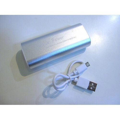 Портативний зарядний пристрій Power Bank 8800mAh від компанії Інтернет-магазин «Світ подарунків» - фото 1