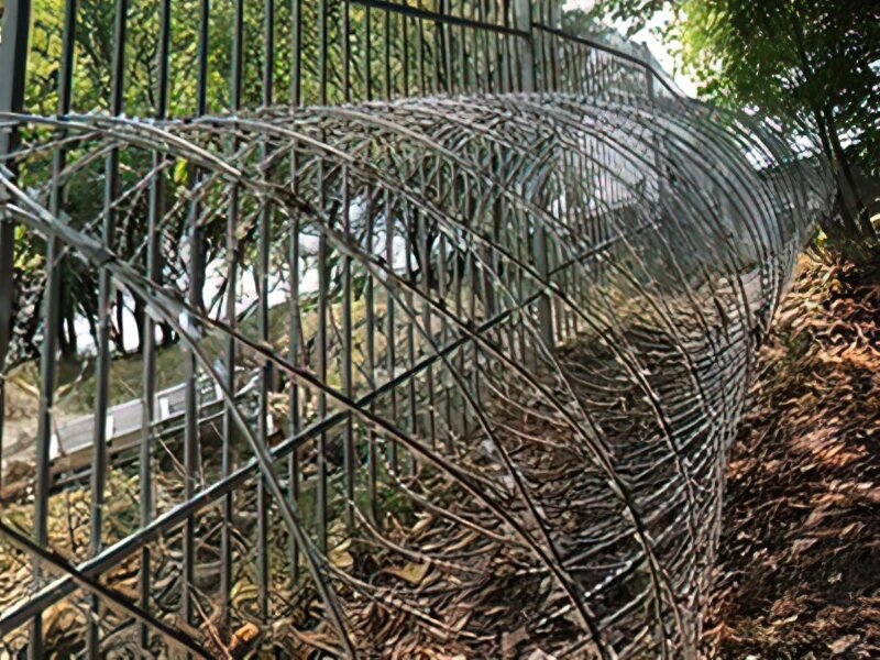 Дріт Йогоза Супер 1350/7 колючий спіраль від компанії ТОВ ПГ "Кайман" - фото 1