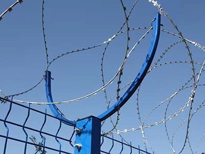 Кронштейн для монтажу Йогози 800, 900, 950 від компанії ТОВ ПГ "Кайман" - фото 1
