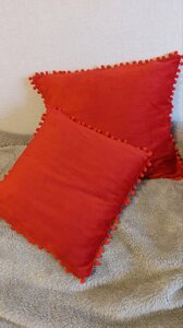 Декоративна подушка велюрова червона 40х40