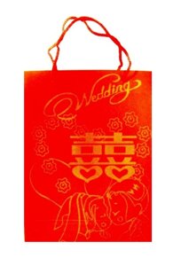 Пакет подарунковий, червоний з каліграфією (ієрогліфами) 150х200х55 мм