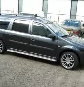 Пороги з аркушем (сайт) на Renault Logan MCV Tamsan