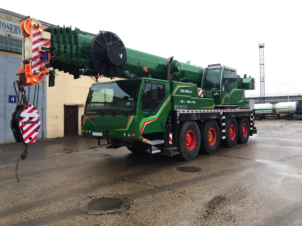 Б/У кран Liebherr LTM 1070-4 ##от компании## Строительное Оборудование - ##фото## 1