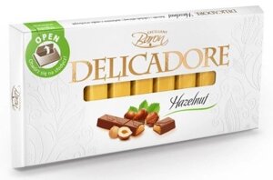 Шоколад молочний Delicadore Hazelnut, 200г