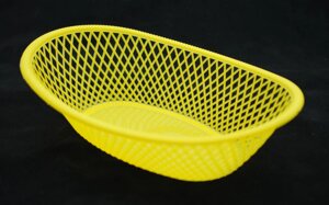 Пластиковий овальний кошик для фруктів 27 см х 18 см (жовтого кольору) в Хмельницькій області от компании ООО "Магия Пласт"