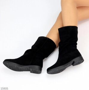 Комфортні чорні жіночі замшеві зимові чоботи напівчобітки натуральна замша