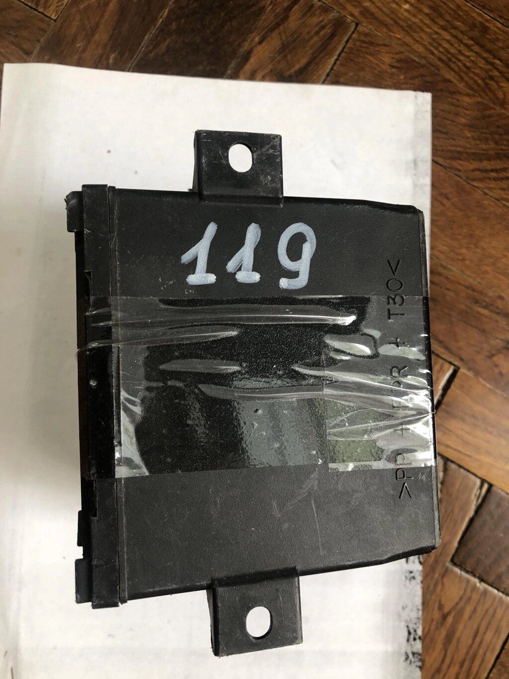 Блок керування дверей - склопідйомниками, дзеркалами на запч від компанії Інтернет-магазин "Івеко" - фото 1