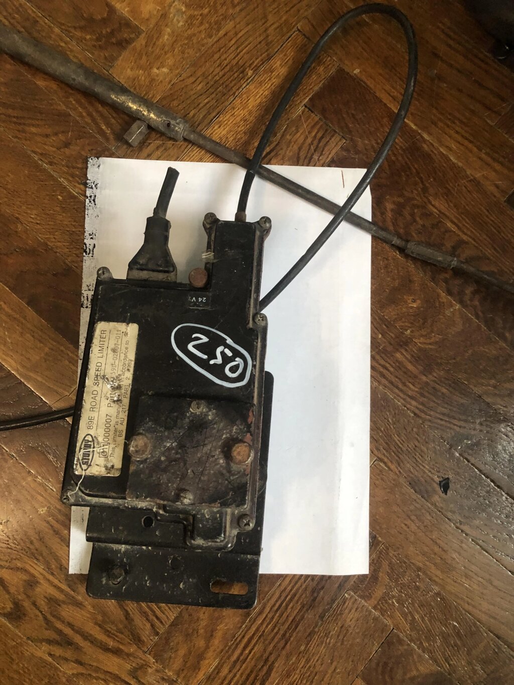 Блок керування швидкості 1989р. від компанії Інтернет-магазин "Івеко" - фото 1