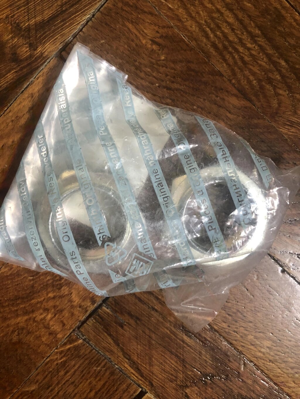 Гайка передньої ступиці від компанії Інтернет-магазин "Івеко" - фото 1