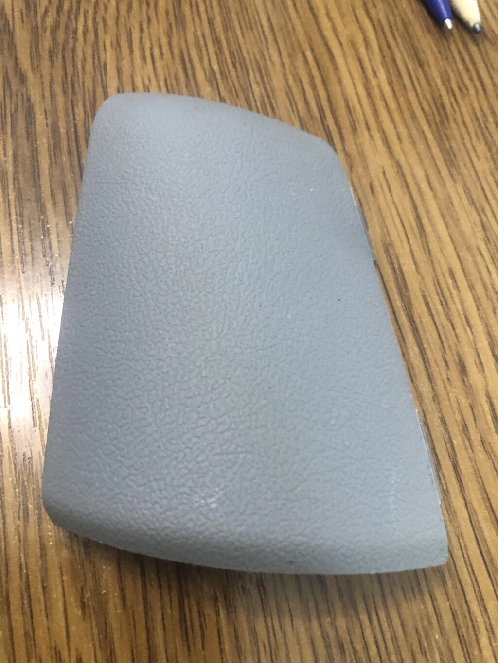 Накладка панелі R передніх бокових дверей від компанії Інтернет-магазин "Івеко" - фото 1