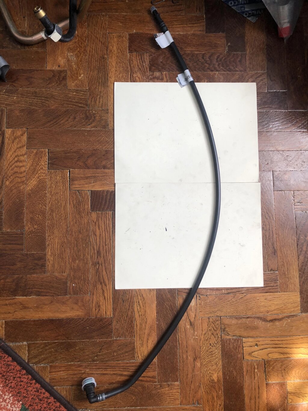 Паливна трубка від бака до трубки, яка йде до фільтра. від компанії Інтернет-магазин "Івеко" - фото 1