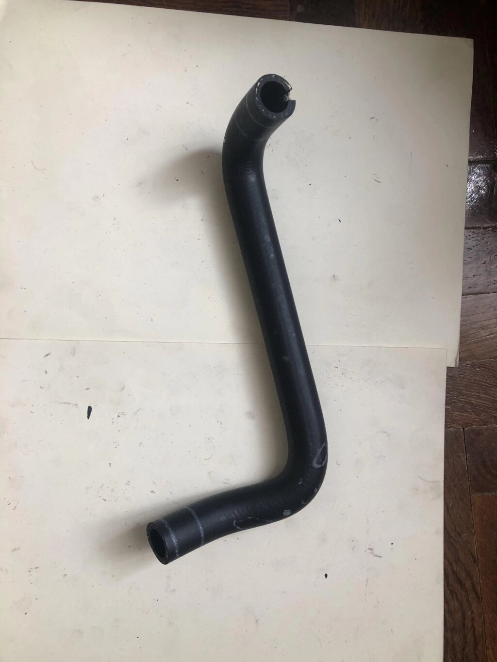 Патрубок сапуна від компанії Інтернет-магазин "Івеко" - фото 1