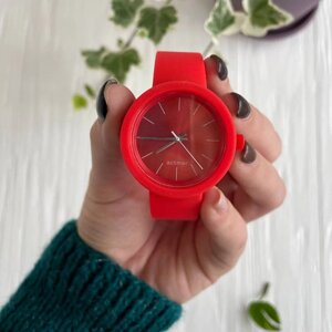 Жіночий силіконовий годинник-конструктор actimer, червоний ремінець, циферблат Metallic red