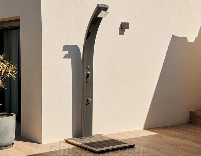 Сонячний душ для басейну Spring, Чорний 30 л. від компанії ТОВ "Шилд Україна" - фото 1