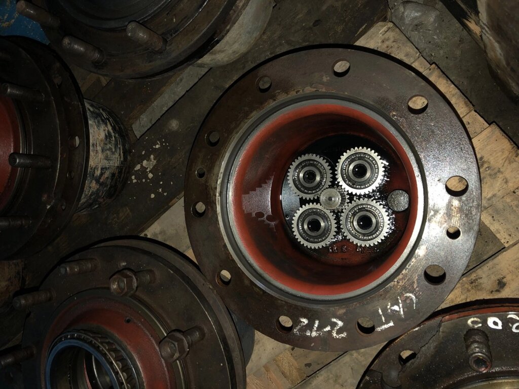 Корпус бортової екскаватора Liebherr міст ZF APL-B 355, 745, 755, 765 ... від компанії Spetstehrozborka - фото 1