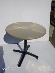 Круглий алюмінієвий стіл Ø 70 см. Для ресторану, кафе