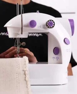 Швейна машинка портативна Mini Sewing Machine FHSM 202 з адаптером