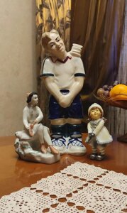 Статуетка фігурка порцеляна Футболіст Фігуристка Полонний подарунок вінтаж