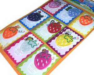 Аплікація для одягу нашивка №109 Клубніка 9шт/4.8х6см