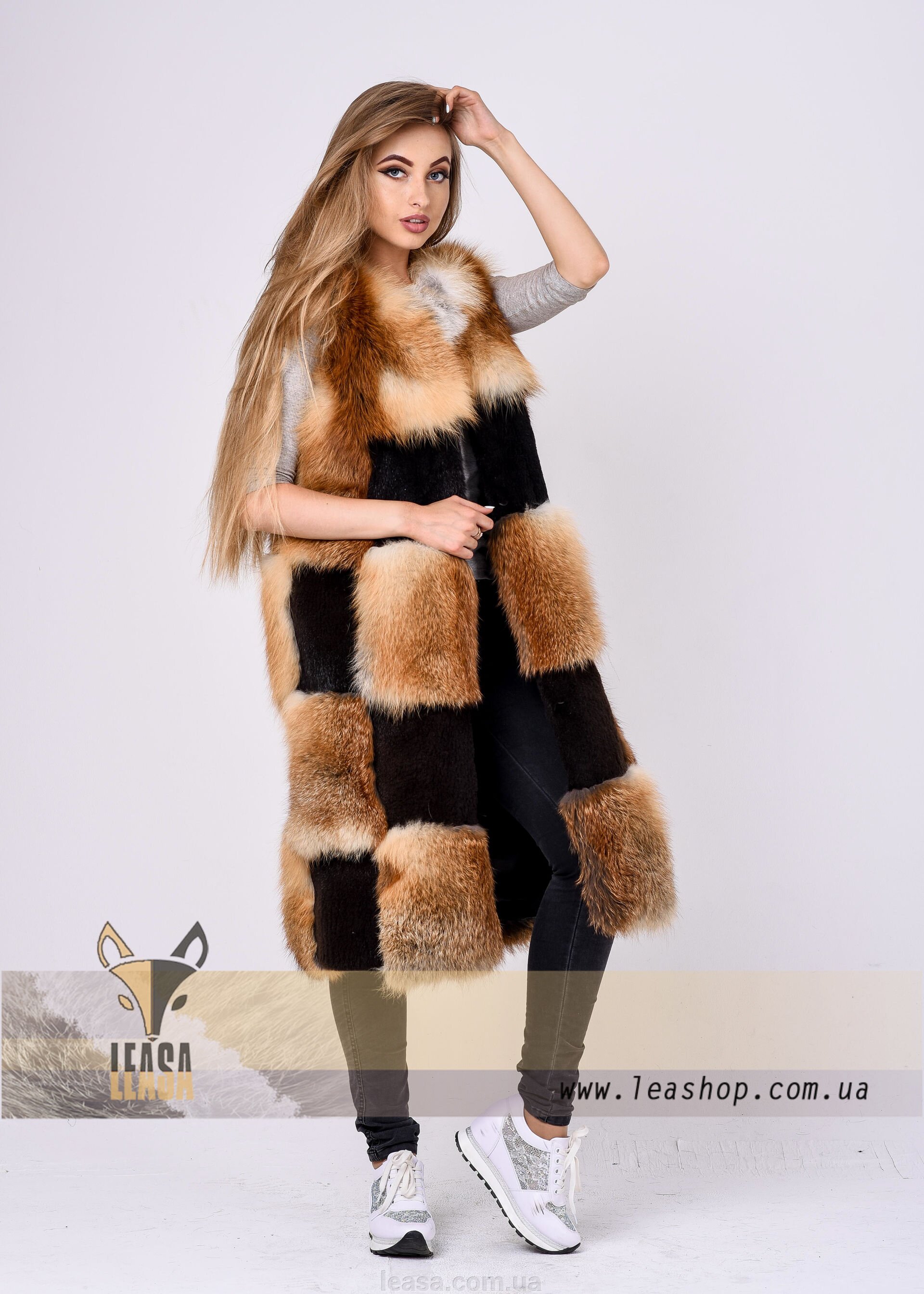 Розкішна хутряна жилетка з лисиці з комбінованими вставками Розкішна хутряна жилетка з лисиці з комбінованими вставками