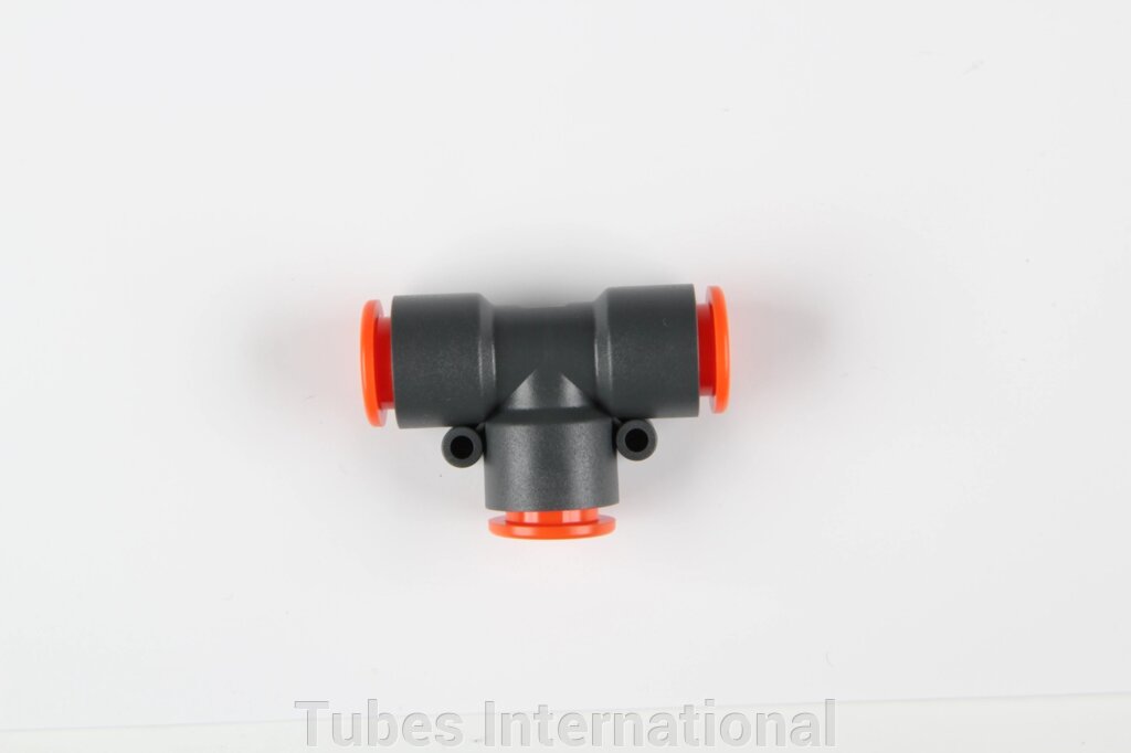 Трійник T-прохідний, пластмаса від компанії Tubes International - фото 1
