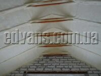 Напыление пенополиуретана на крыше дома