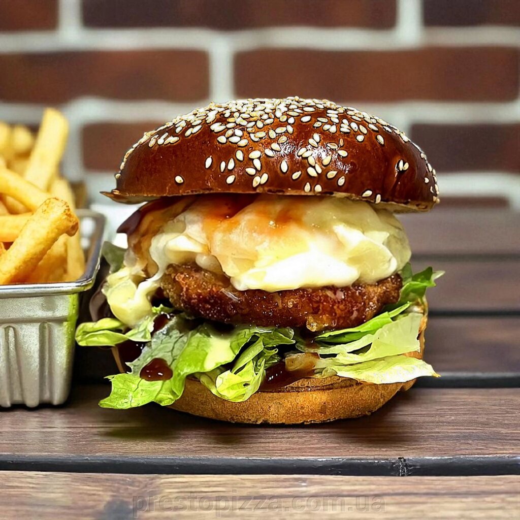 Chicken Бургер Гавайський (310г) від компанії Замовлення приймаємо з 10 до 21.00 - фото 1