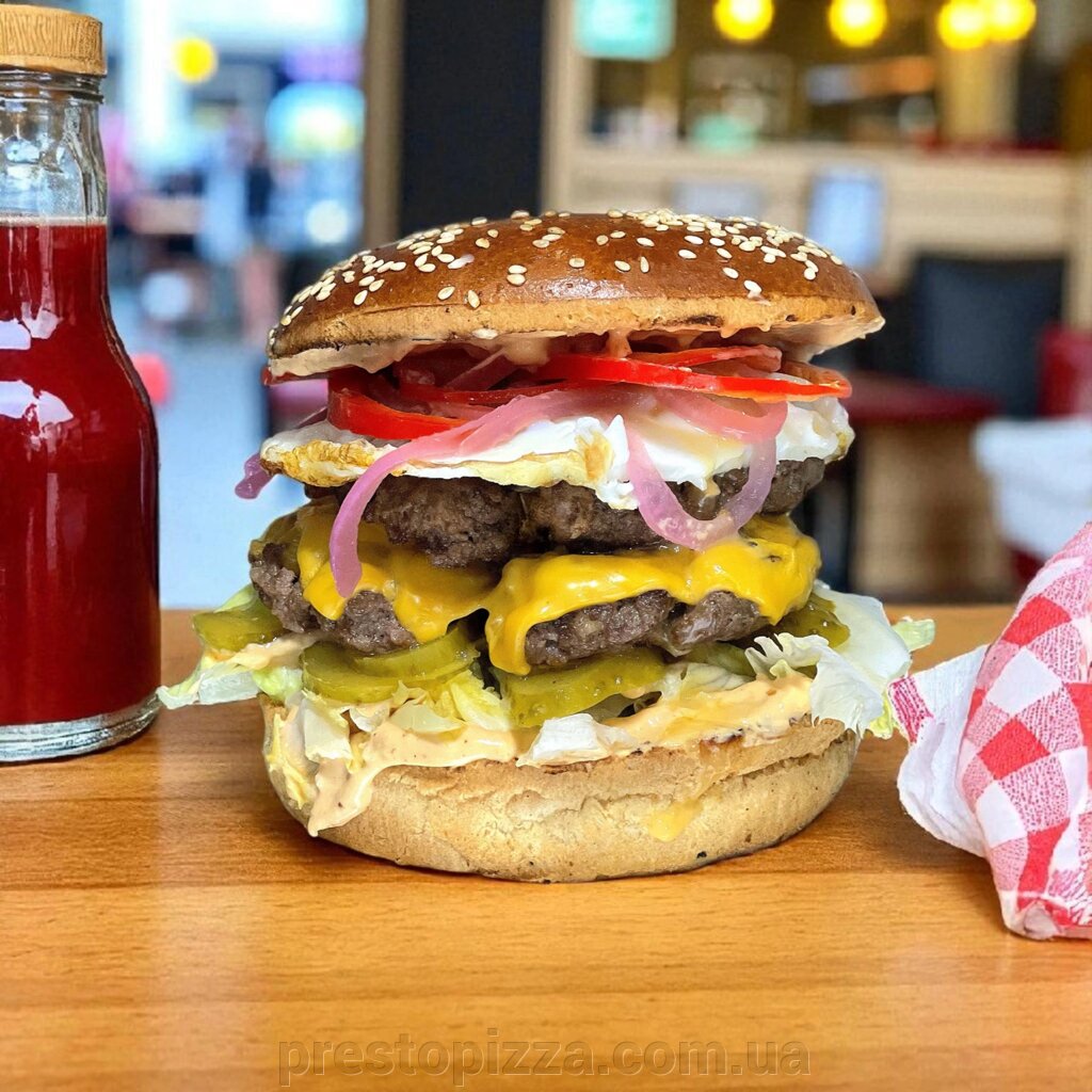 ДАБЛ Beef бургер (430г) від компанії Замовлення приймаємо з 10 до 21.00 - фото 1