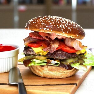 Бургер BBQ із Пентагона (330г) в Волинській області від компанії Presto Pizza №1 Доставка піци в Луцьку