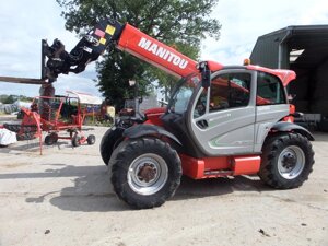 Телескопічний навантажувач б / у Manitou MLT 840-137 Agri.