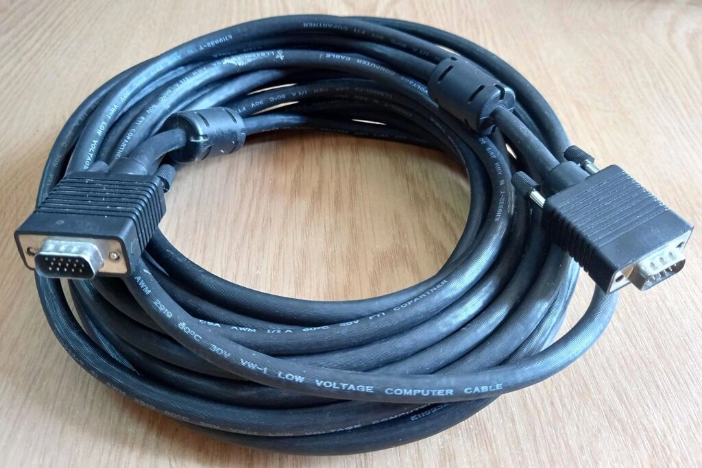 Кабель VGA на VGA (тато-тато) 10 м, б / у від компанії ПО СПЕЦАНТЕННИ Зв'язок без перешкод! - фото 1