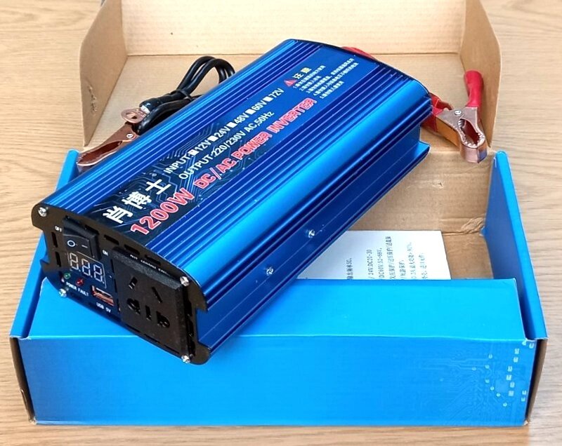 Перетворювач напруги/інвертор 12 DC - 220 AC 1200W max YNG-253220GH12, USB, цифровий індикатор від компанії ПО СПЕЦАНТЕНИ Зв'язок без перешкод! - фото 1