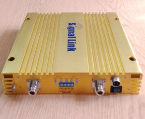Підсилювач зв'язку Huaptec F / S-9027-G PRO 900 МГц з захистом мережі. Величезна площа покриття (2000-4000 кв. М).