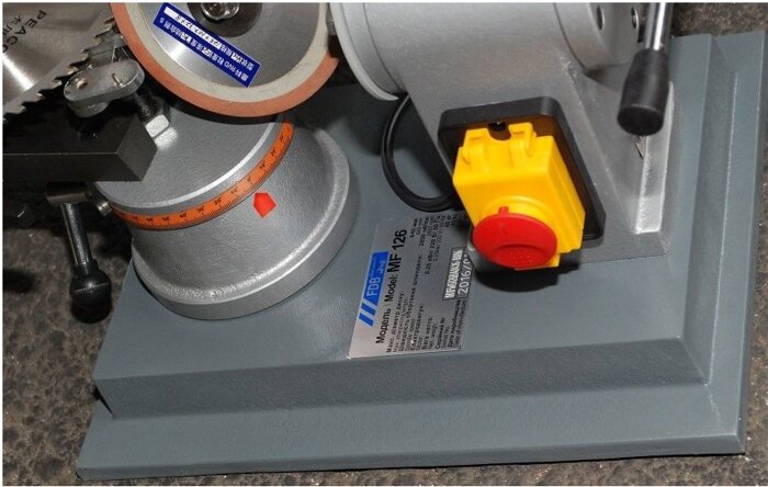 Заточний верстат FDB Maschinen MF 126