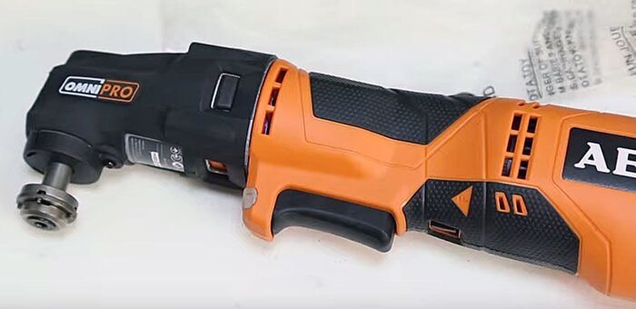 Многофункциональный инструмент AEG OMNI300 PB