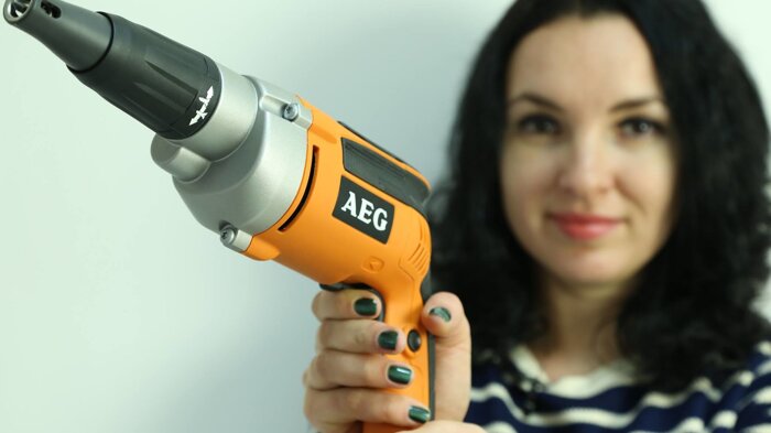 Шуруповерт AEG S 2500 E