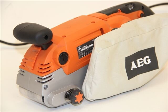 Стрічкова шліфувальна машина AEG BBSE 1100