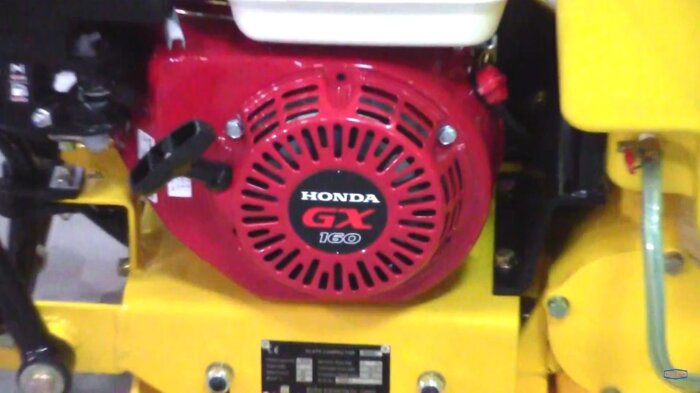 Віброплита Masalta MS 60-4 з бачком