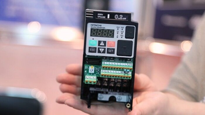 Преобразователь частоты Hitachi WL200-002SF