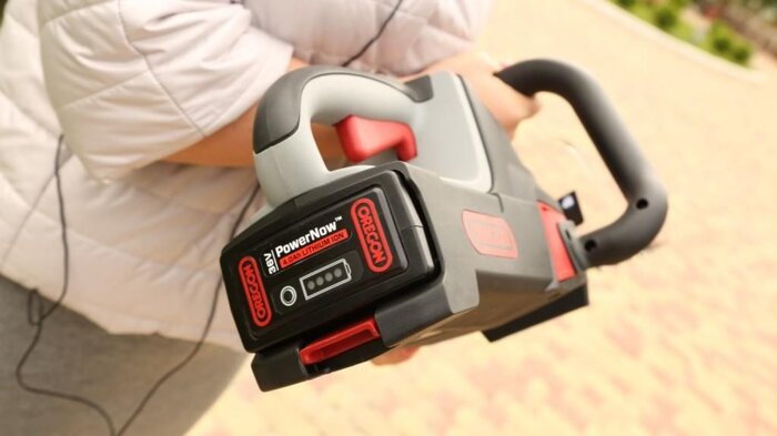 Акумуляторний кущоріз Oregon HT 255