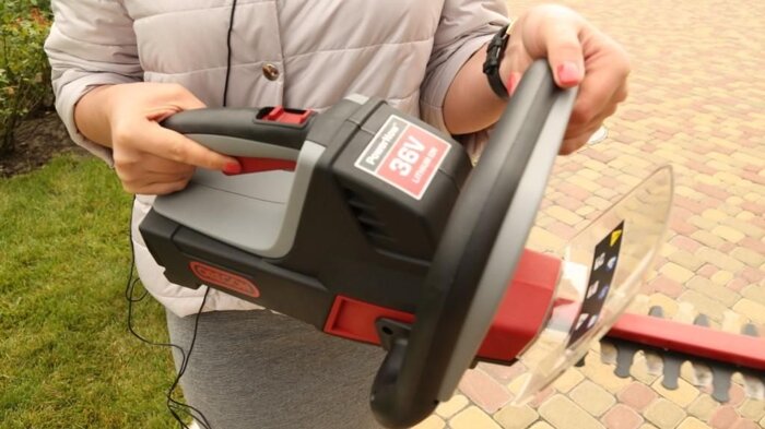 Акумуляторний кущоріз Oregon HT 255