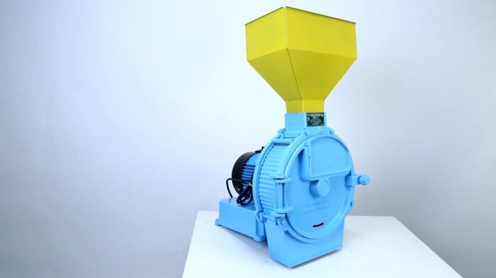 Кормоізмельчітель икор-01