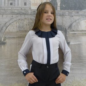 Красива дитяча шкільна блузка