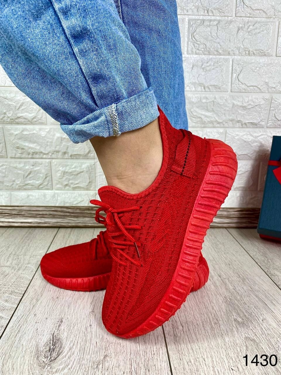 Кросівки жіночі червоні від компанії МоДнАтУфЛя - фото 1
