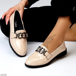 Модні жіночі туфлі