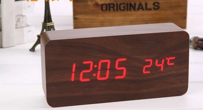 Годинник-будильник дерев&#039;яні, прямокутна форма - доставка