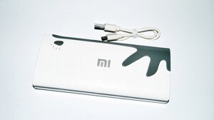 Заряджання Power Bank Mi 25000 mAh на 3 USB LED ліхтар