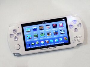 Ігрова Приставка консоль PSP 4.3" MP5 4Gb Біла