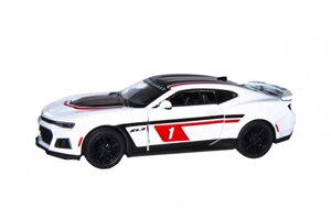 Дитяча модель машинки Chevrolet Camaro ZL1 2017 Kinsmart KT5399FW інерційна, 1:38 White